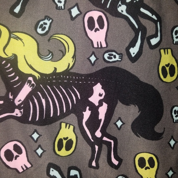 Lularoe LLR TC Rare HTF Skeleton Unicorn Leggings - Picture 3 of 3